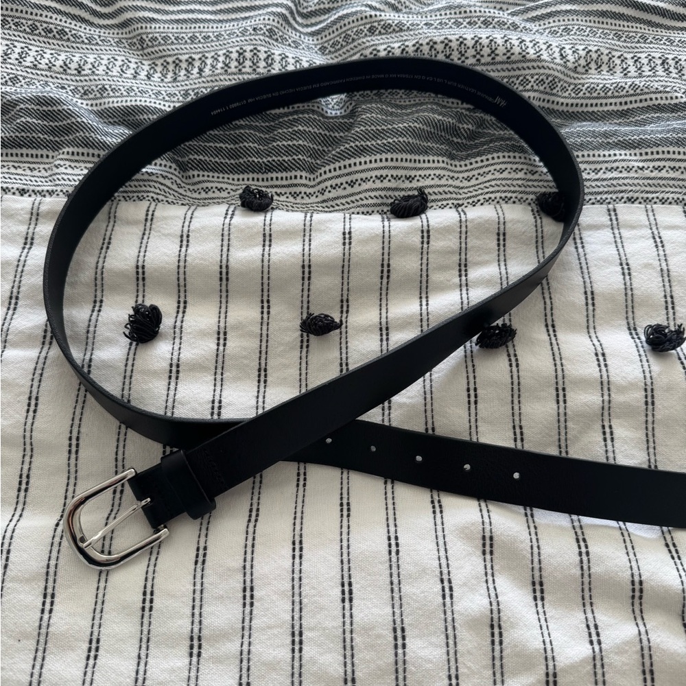 H&M Premium black leather belt size Large